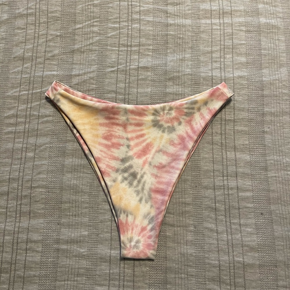 Skatie Kelly Bottoms